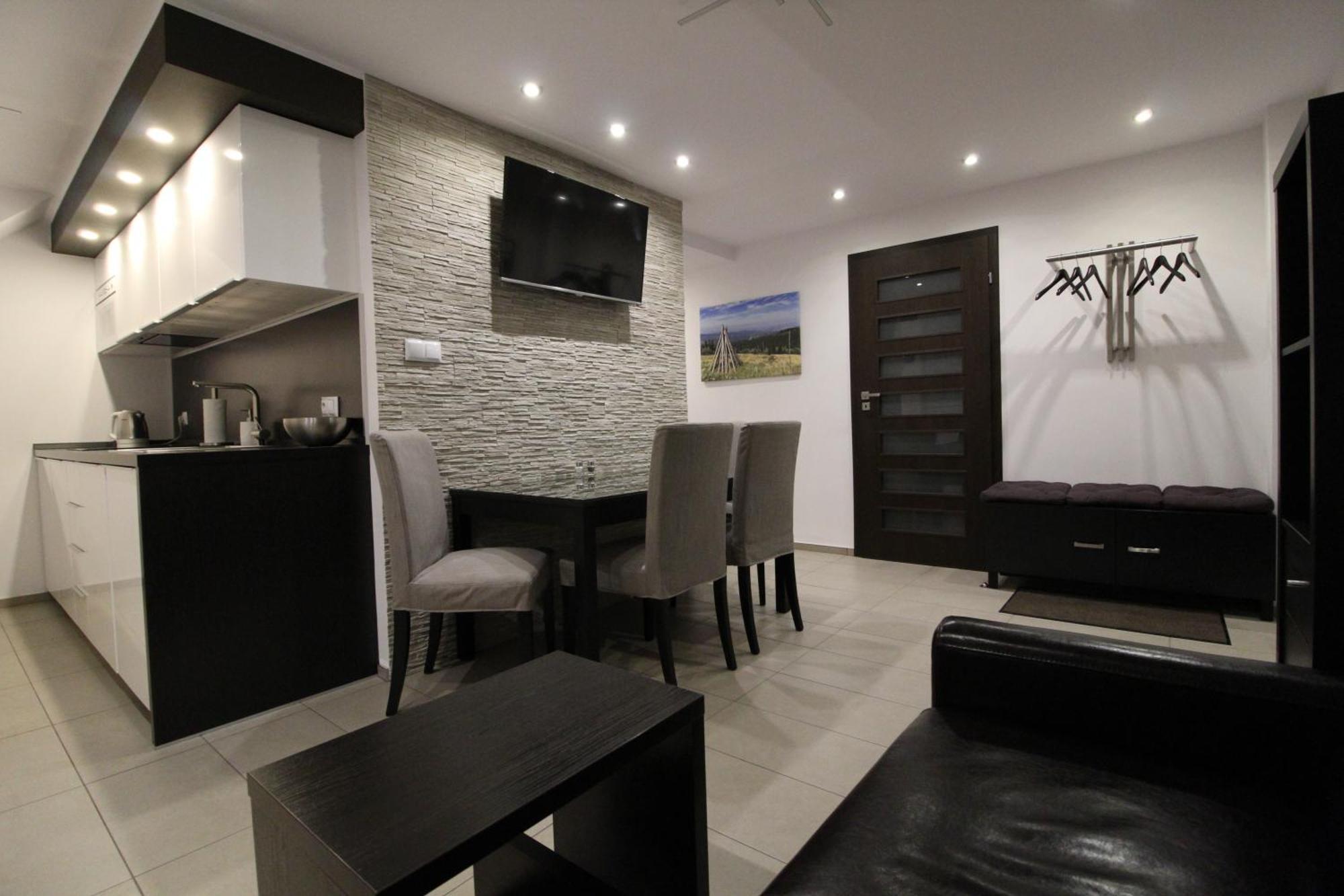 שצ'קלארסקה פוראובה Apartament Krokus Szklarska מראה חיצוני תמונה